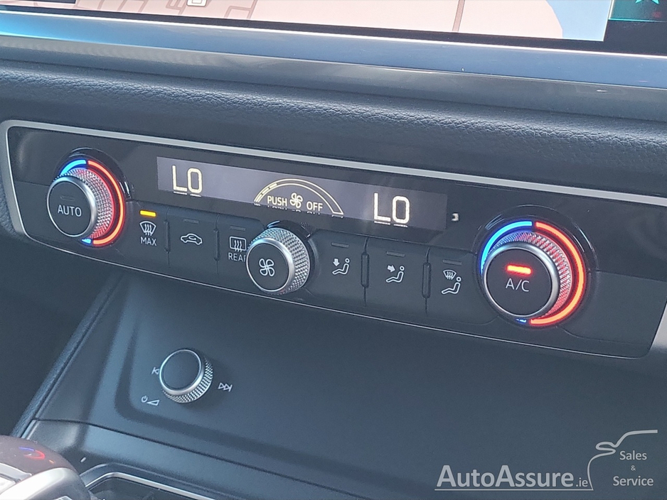 2023 Audi Q3 1.4L Hybrid For Sale Images