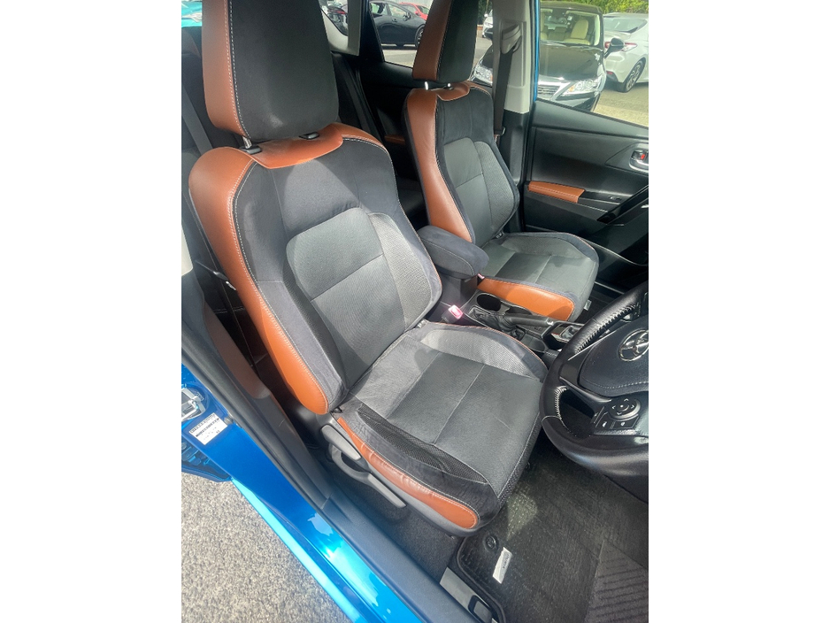 2015 Toyota Auris 1.2L Petrol For Sale Images