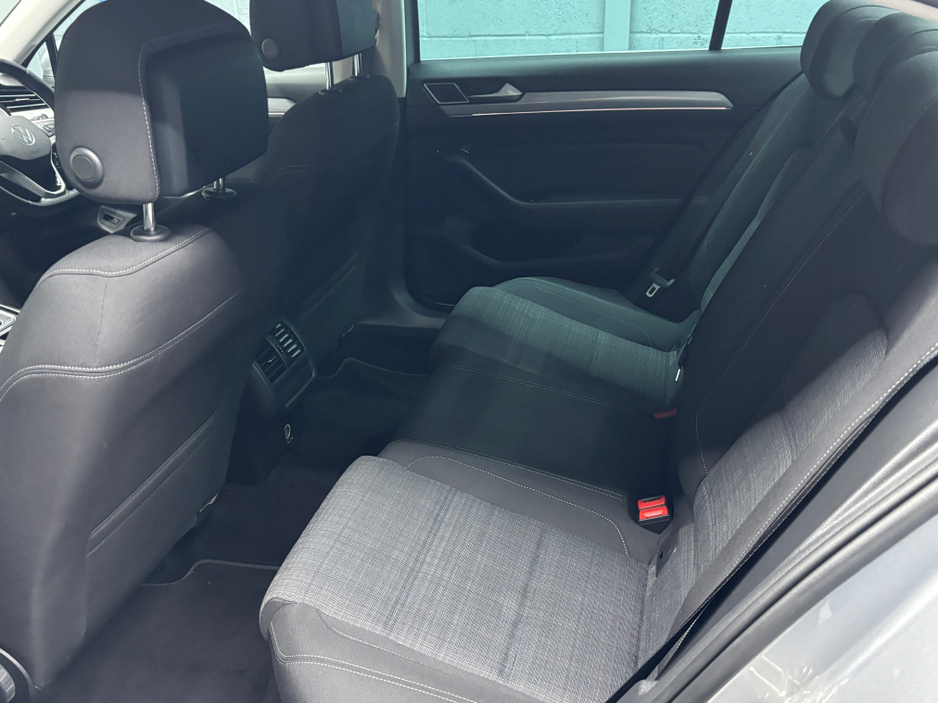 2021 Volkswagen Passat 2L Diesel For Sale Images