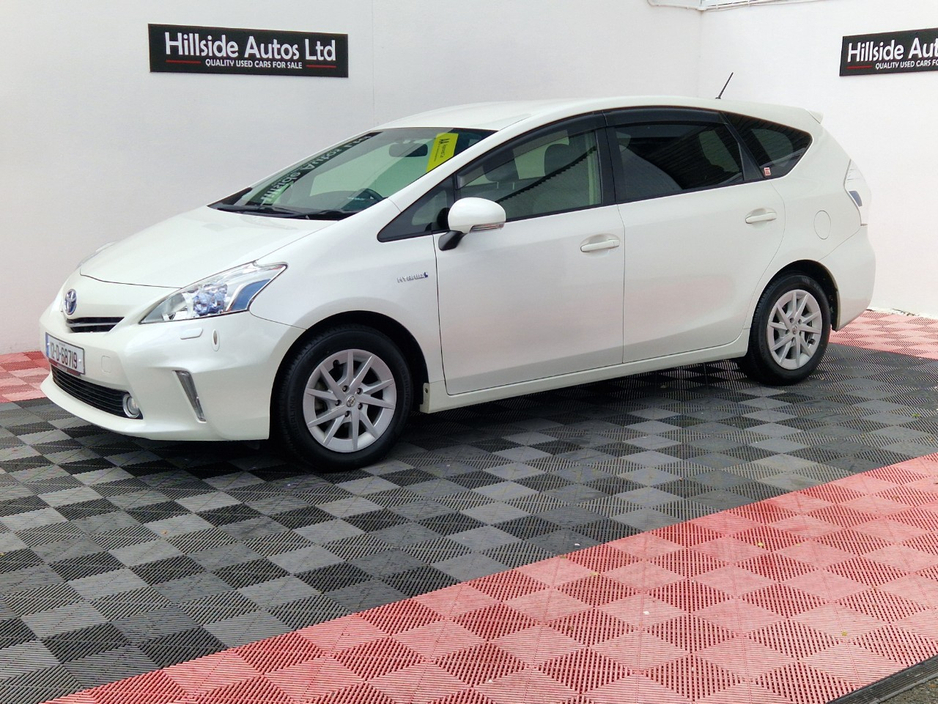 2012 Toyota Prius 1.8L Petrol Hybrid For Sale Images