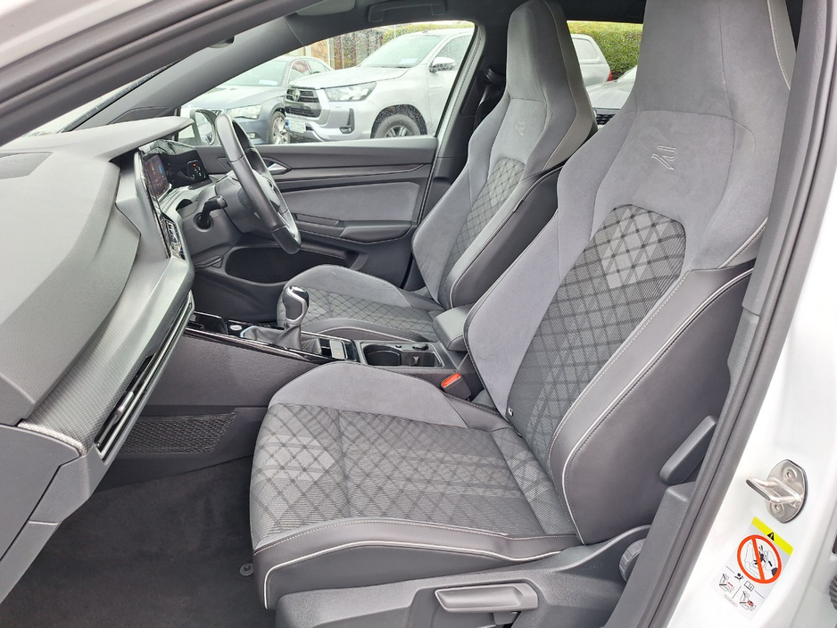 2023 Volkswagen Golf 1.5L Petrol For Sale Images