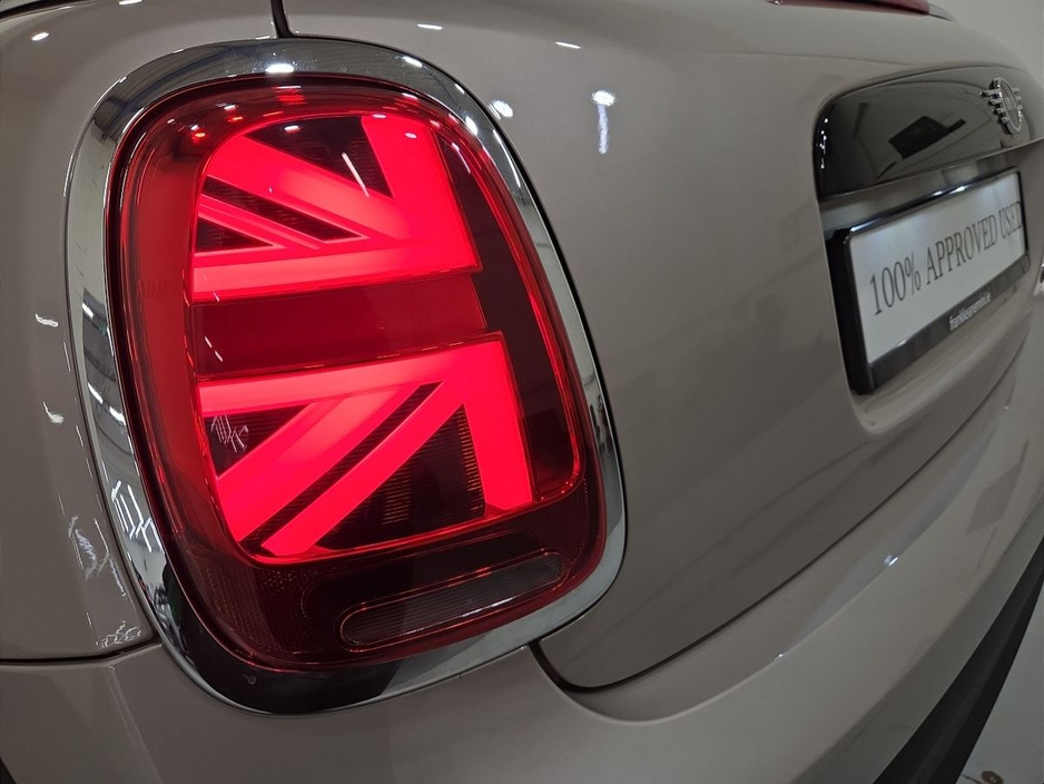 2023 MINI Hatch 1.5L Petrol For Sale Images