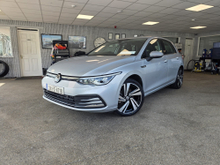 2024 Volkswagen Golf 2L Diesel For Sale Images