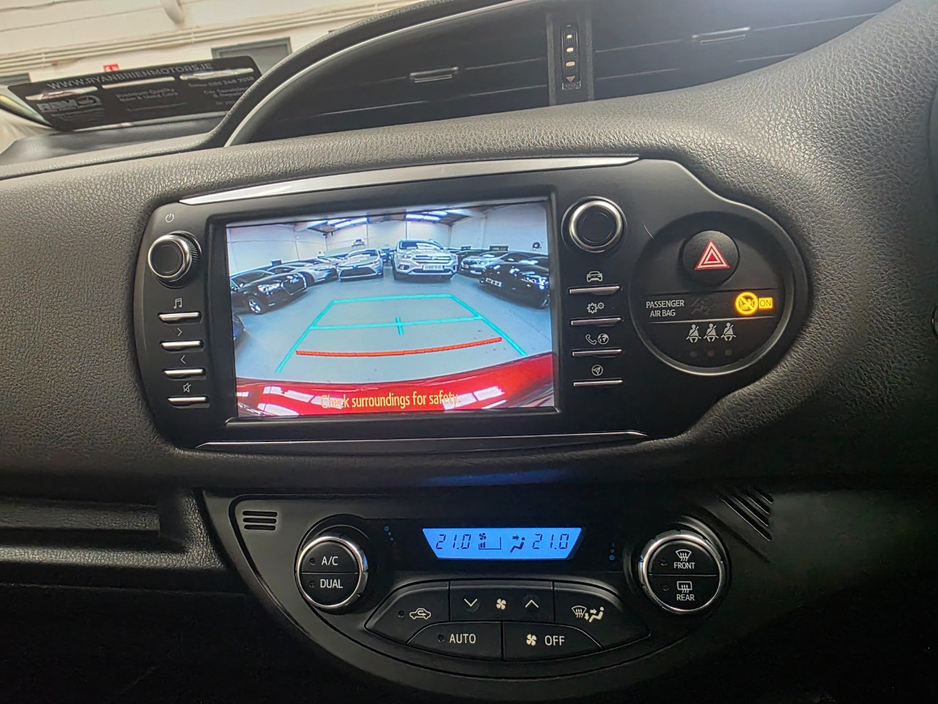 2018 Toyota Yaris 1.5L Petrol Hybrid For Sale Images