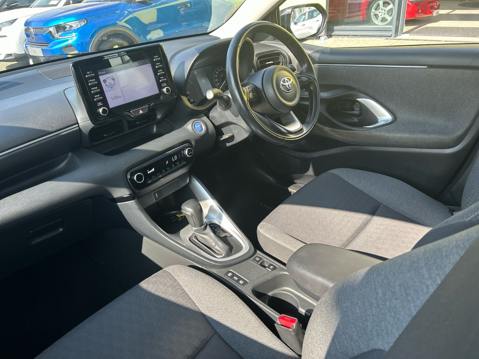2021 Toyota Yaris 1.5L Petrol Hybrid For Sale Images