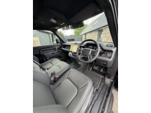 2026 Land Rover Defender 3L Diesel For Sale Images