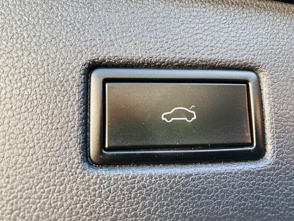 2020 Volkswagen Tiguan 2L Diesel For Sale Images