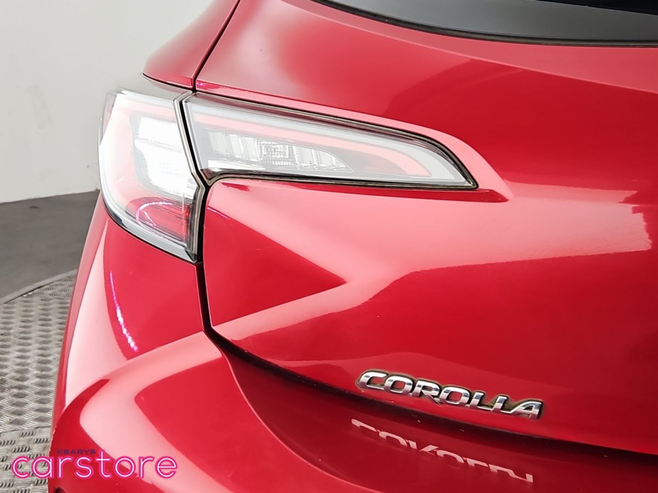 Toyota Corolla 1.8 Hybrid Luna Sport Hatchback — thumbnail 16