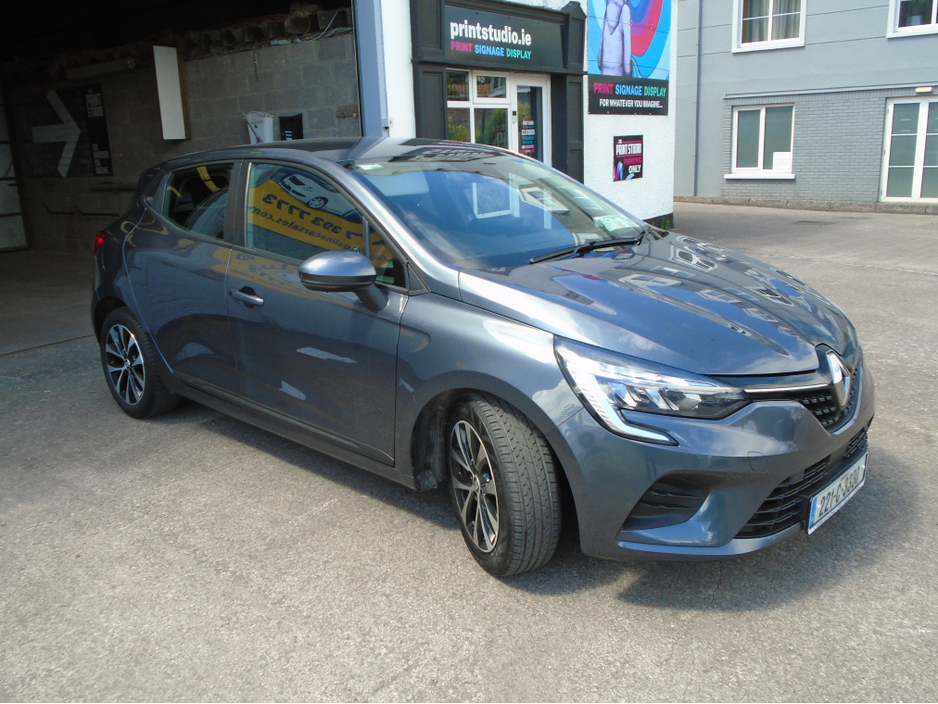 2022 Renault Clio 1L Petrol For Sale Images