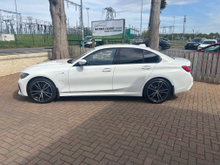 2021 BMW 3 Series 2L Petrol Plug-in Hybrid For Sale Images