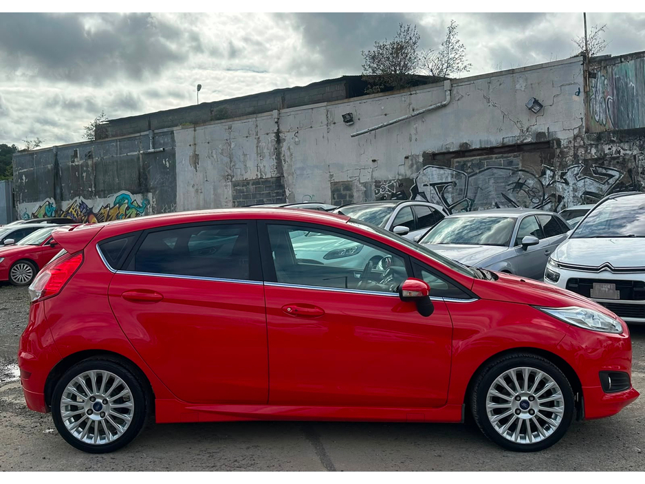 Ford Fiesta 1.0L EcoBoost Petrol Automatic - Low mileage (2130) — thumbnail 7