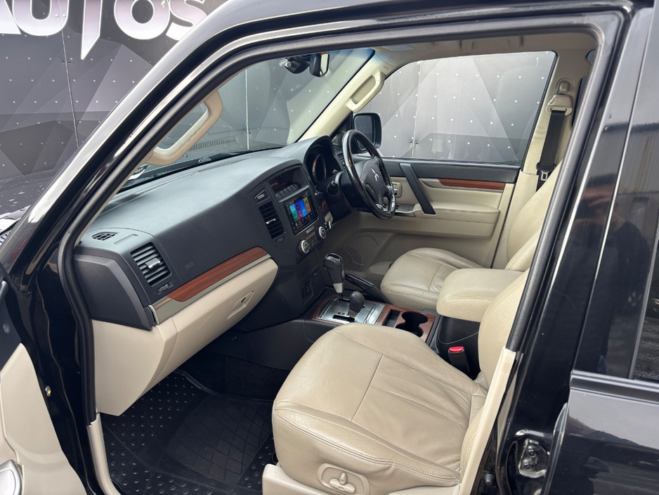 2014 Mitsubishi Pajero 3.2L Diesel For Sale Images