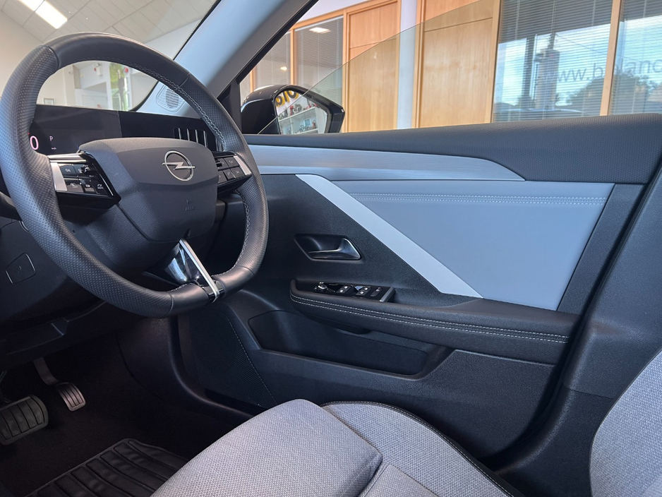 2024 Opel Astra 1.5L Diesel For Sale Images