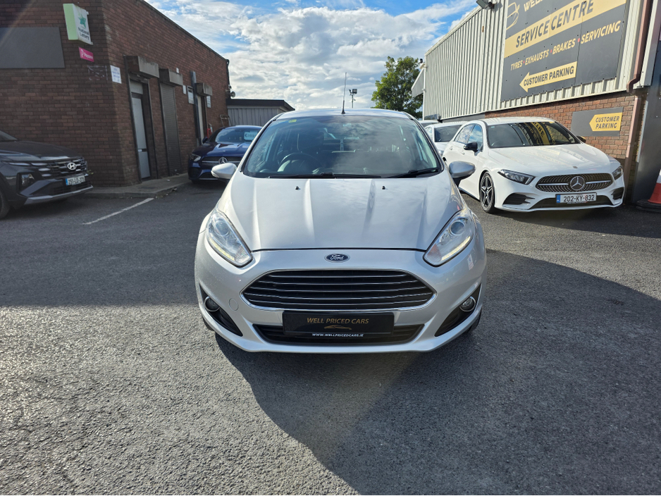 Ford Fiesta MCA TITANIUM 1.25 60PS M5 4 4DR — thumbnail 17