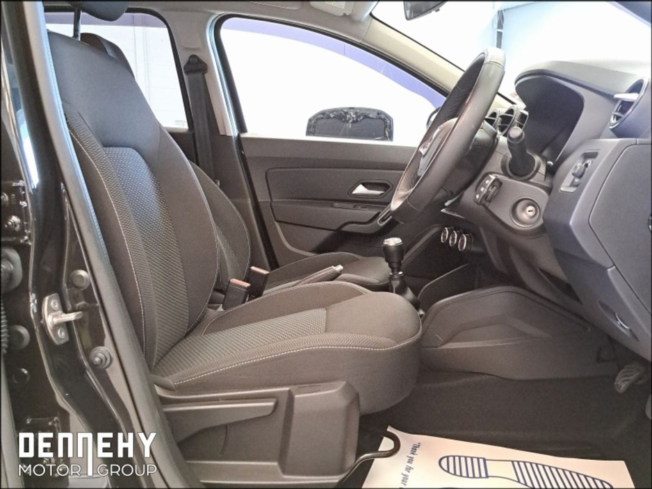 Dacia Duster Blue dCi 115 Comfort, €61.16 p/w — thumbnail 26