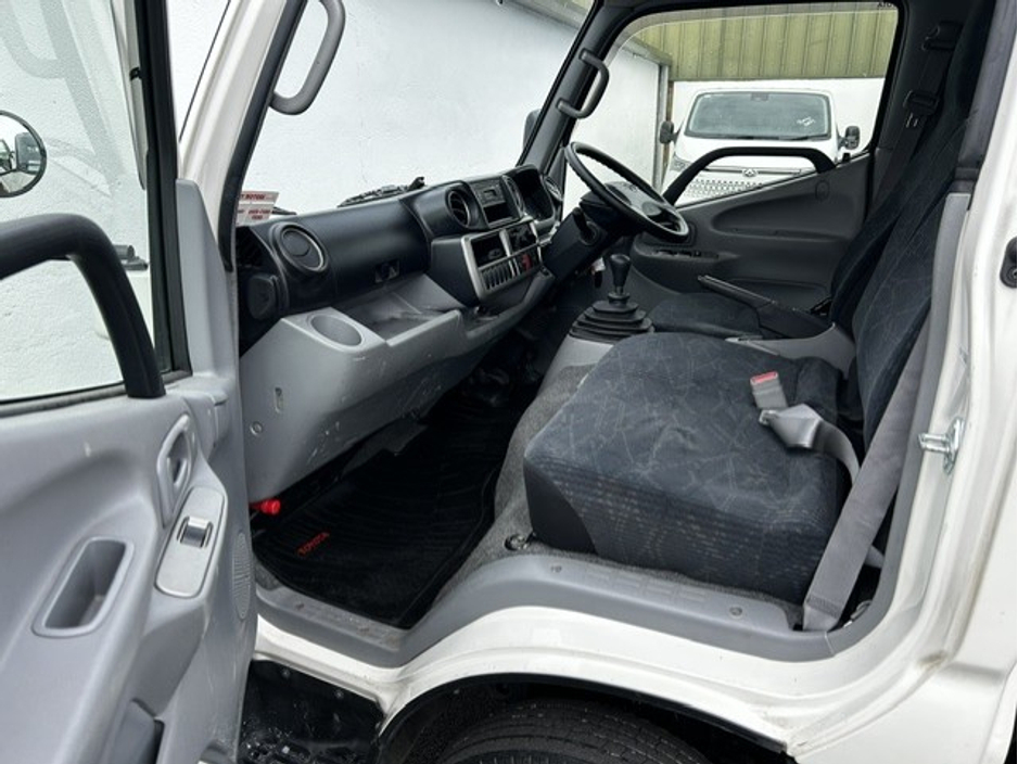 2020 Toyota DYNA 2.8L Diesel For Sale Images