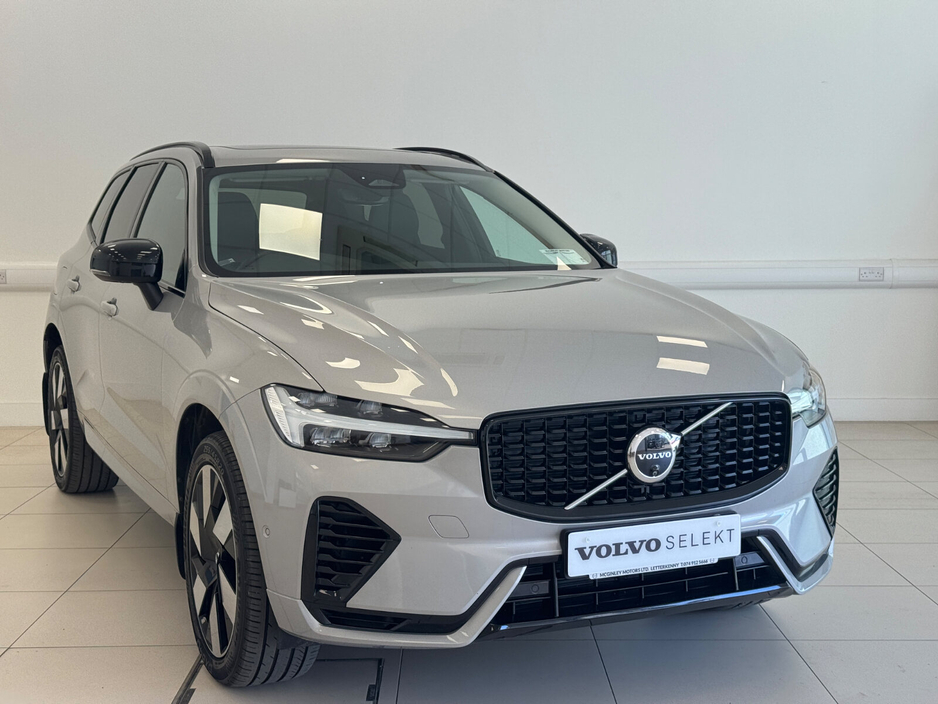 Volvo XC60 T6 Recharge PHEV 350hp AT8 Plus Dark