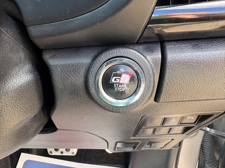 2023 Toyota Hilux 2.8L Diesel For Sale Images
