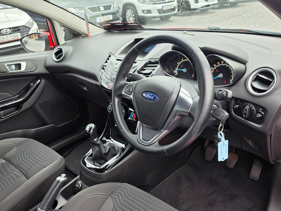 Ford Fiesta 2016 Ford Fiesta 1.0/Low mileage/Warranty — thumbnail 5