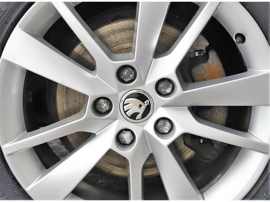 Skoda Octavia 1.0TSI STYLE 115BHP 6SPD *SAT NAV*CARPLAY*ANDROID AUTO*REVESE CAM* — thumbnail 30