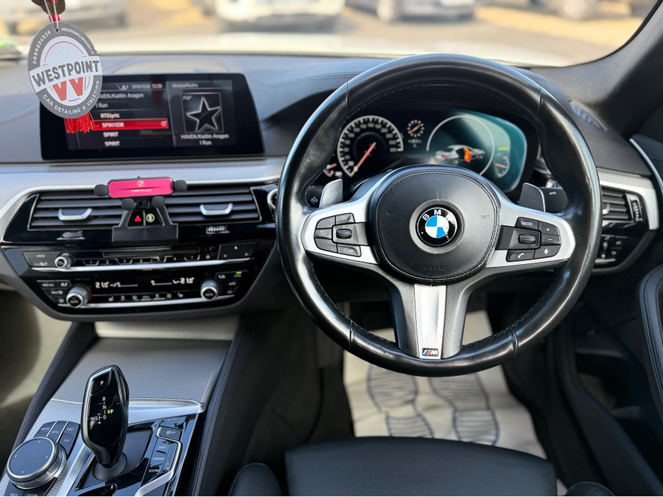 BMW 5 Series M SPORT - AUTOMATIC - SUPER LOW KMS - NOT A JAPANESE IMPORT — thumbnail 11