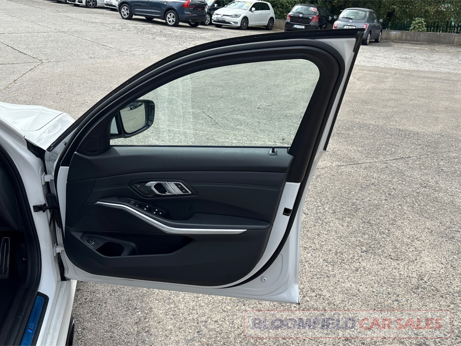 BMW 3 Series **DEPOSIT TAKEN**320D X-DRIVE M-SPORT , AUTO  // IMMACULATE — thumbnail 29