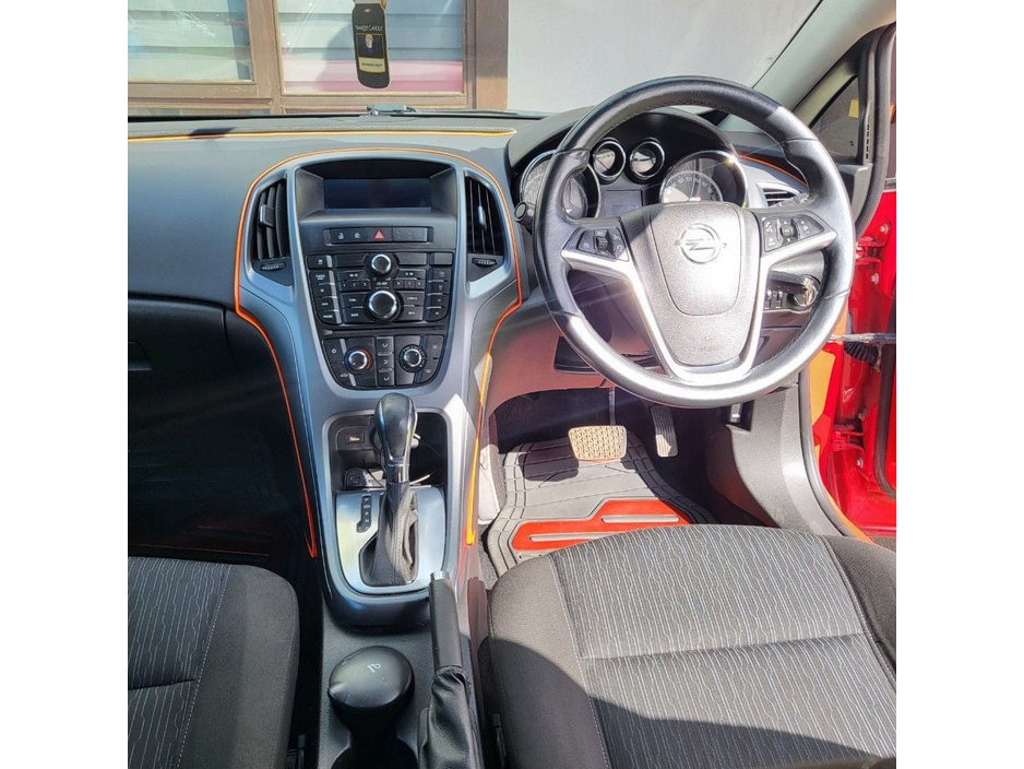 Opel Astra 1.4 Sport Hatchback Petrol Automatic (140bhp) — thumbnail 8