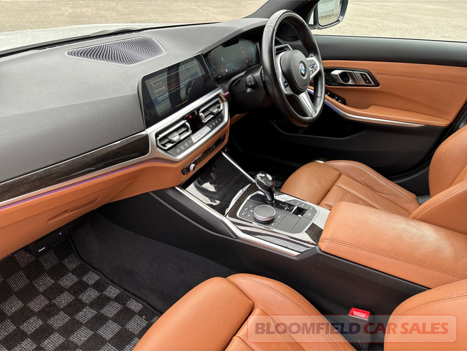 BMW 3 Series 320D MSPORT , AUTO // TAN INTERIOR — thumbnail 13