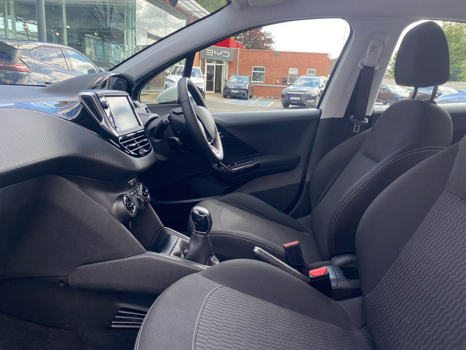 Peugeot 208 1.2 PureTech Active — thumbnail 14
