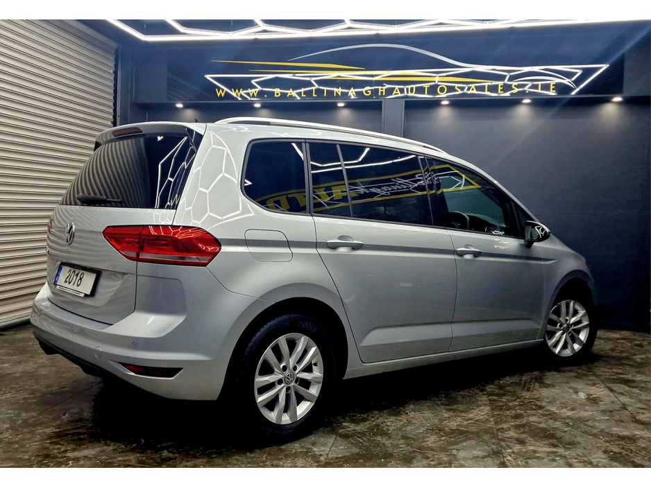 2018 Volkswagen Touran 2L Diesel For Sale Images