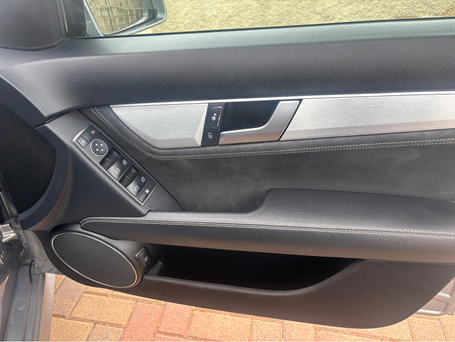 2014 Mercedes-Benz C Class 2.1L Diesel For Sale Images