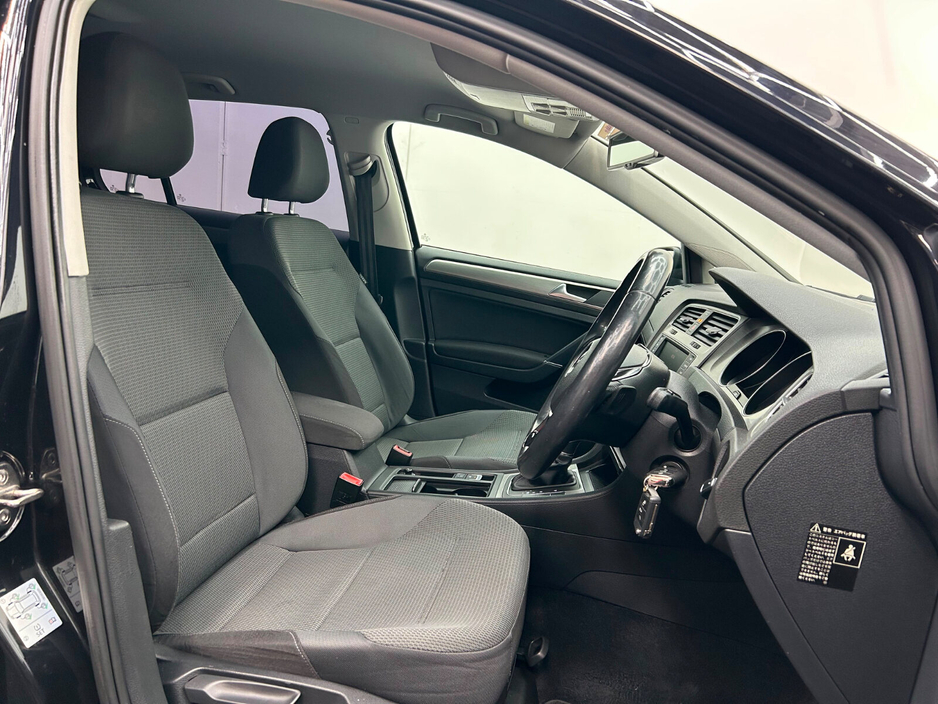 2014 Volkswagen Golf 1.2L Petrol For Sale Images