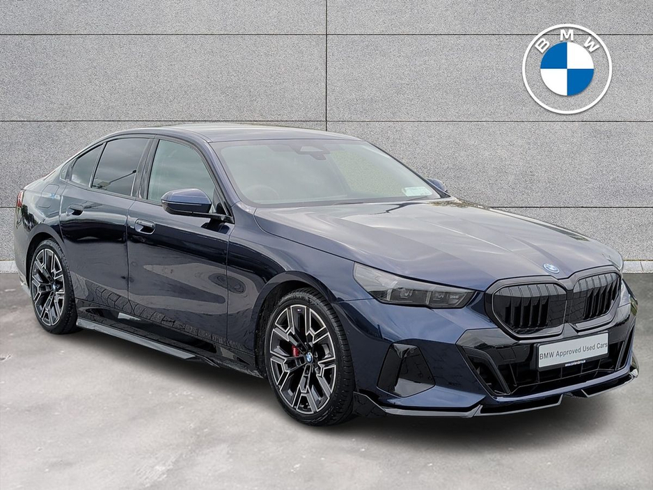 2026 BMW 5 Series 2L Petrol Plug-in Hybrid For Sale Images