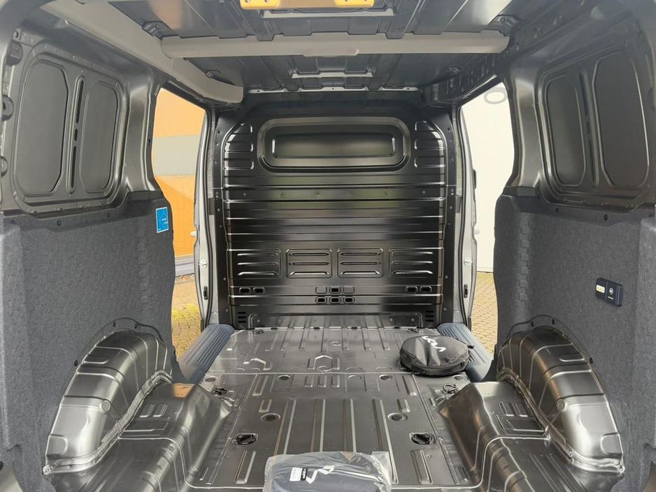 Kia PV5 K2 Cargo — thumbnail 27