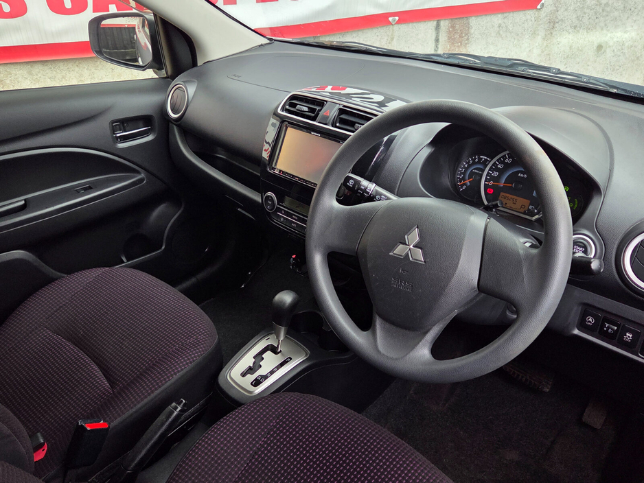 Mitsubishi Mirage — thumbnail 8