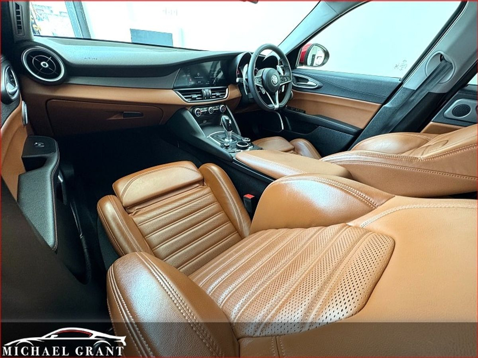 2019 Alfa Romeo Giulia 2.0L Petrol For Sale Images