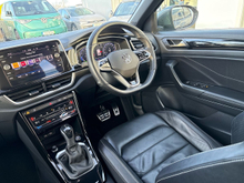 Volkswagen T-Roc *AUTO* R-Line 1.5 TSI...