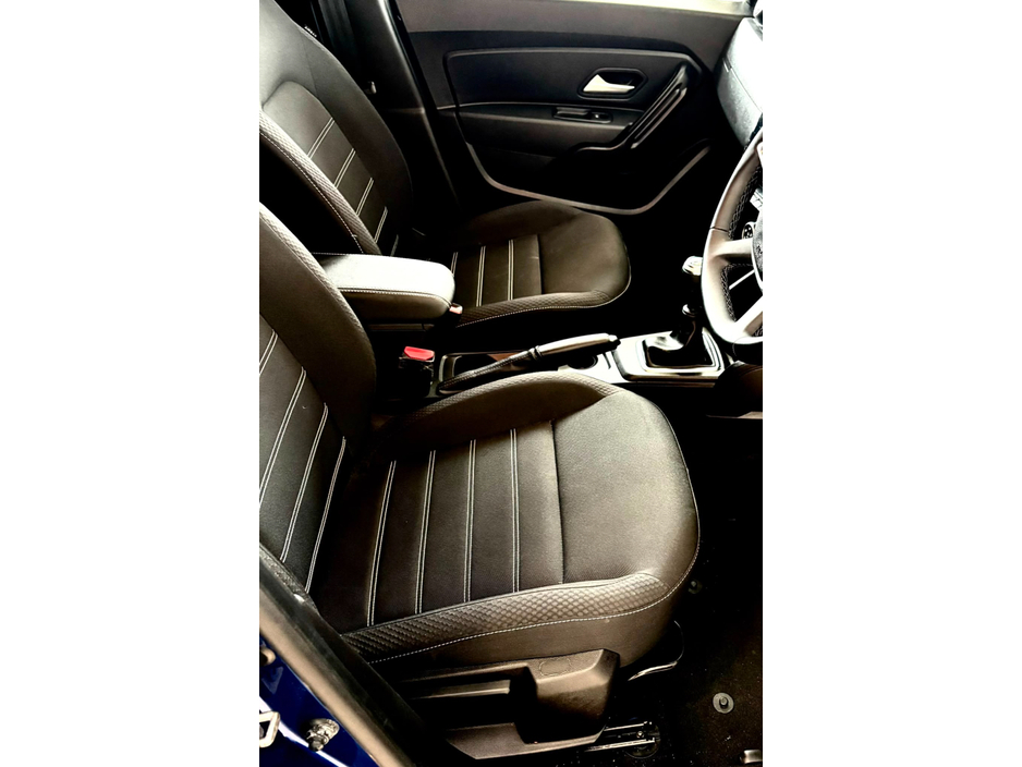 2022 Dacia Duster 1.5L Diesel For Sale Images