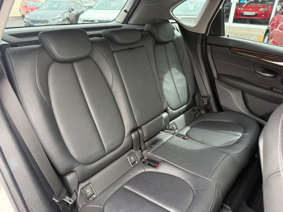 BMW 2 Series LEATHER* 218D LUXURY *AUTOMATIC  150BHP, REAR VIEW CAMERA, PARKING SENSORS FRONT & REAR, APPLE CARPLAY//ANDROID AUTO, ADAPTIVE CRUISE CONTROL, POWER ADJUSTABLE SEATS,  3 STAGE HEATED SEATS, NEW NCT* — thumbnail 13