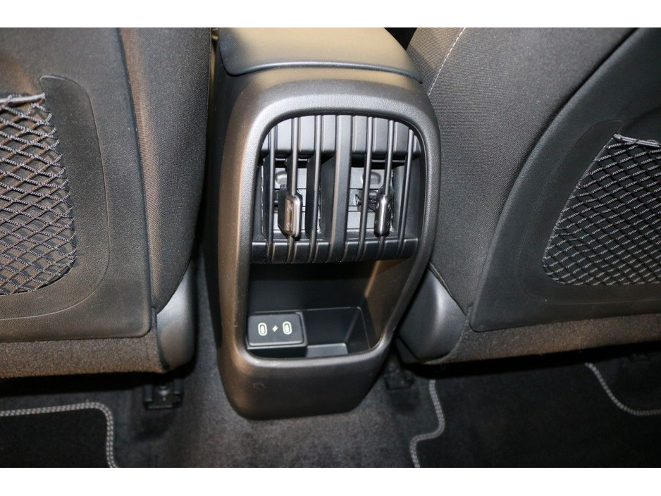 Hyundai Kona Elegance 1.0L Petrol Compact SUV — thumbnail 12