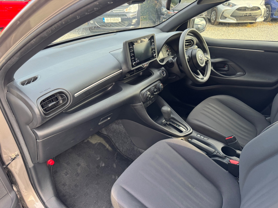 2023 Toyota Yaris 1L Petrol For Sale Images