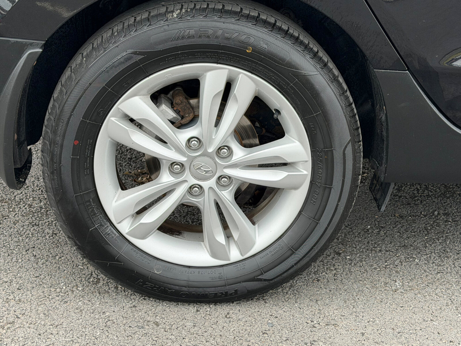 2013 Hyundai ix35 1.7L Diesel For Sale Images