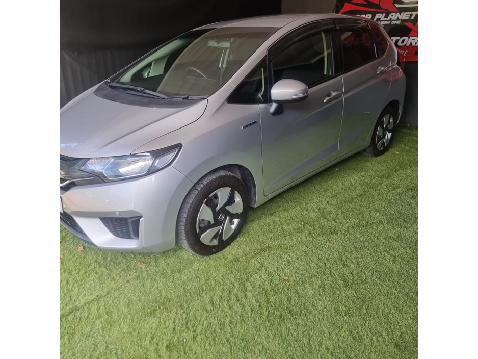 Honda Fit 2015 Honda Fit/ Jazz Automatic Hybrid — thumbnail 3
