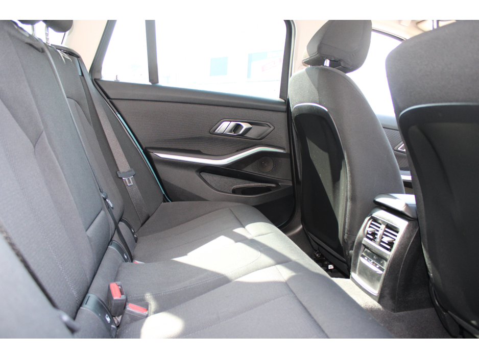 2021 BMW 3 Series 2.0L Diesel For Sale Images