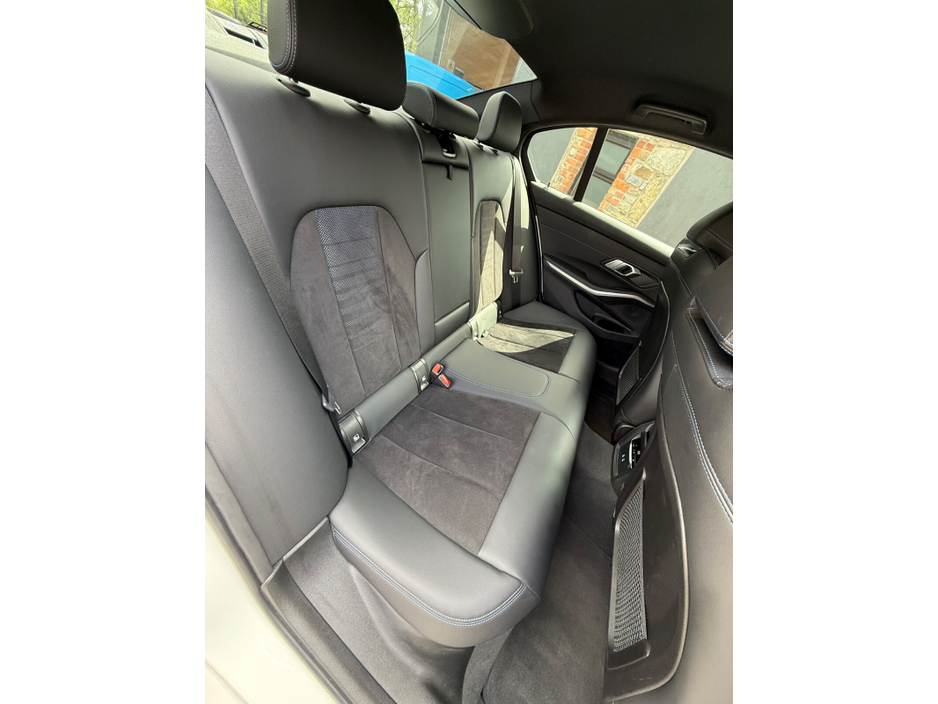 2022 BMW 3 Series 2L Diesel For Sale Images