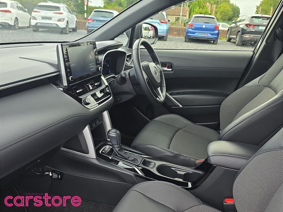 Toyota Corolla Cross Cross Hybrid Z — thumbnail 9