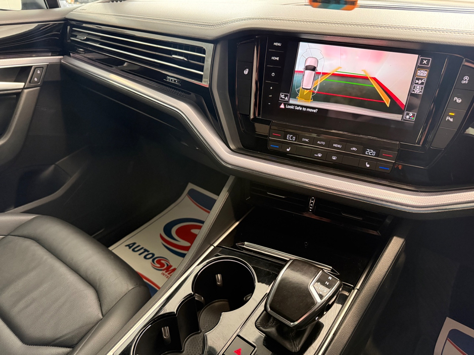 2019 Volkswagen Touareg 3L Diesel For Sale Images