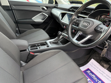 2022 Audi Q3 1.4L Petrol Plug-in Hybrid For Sale Images