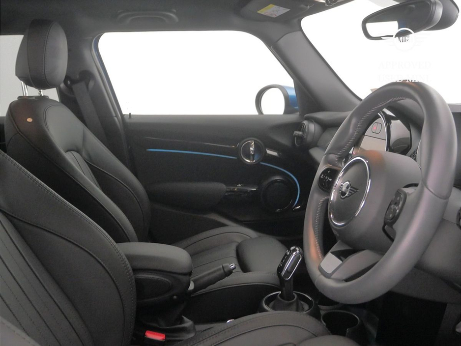 2024 MINI Hatch 1.5L Petrol For Sale Images