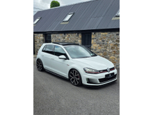 2015 Volkswagen Golf 2L Petrol For Sale Images